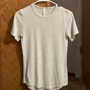 Lululemon short sleeve top